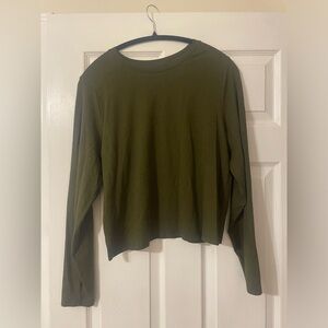 Old Navy green “bestee” cropped long sleeve